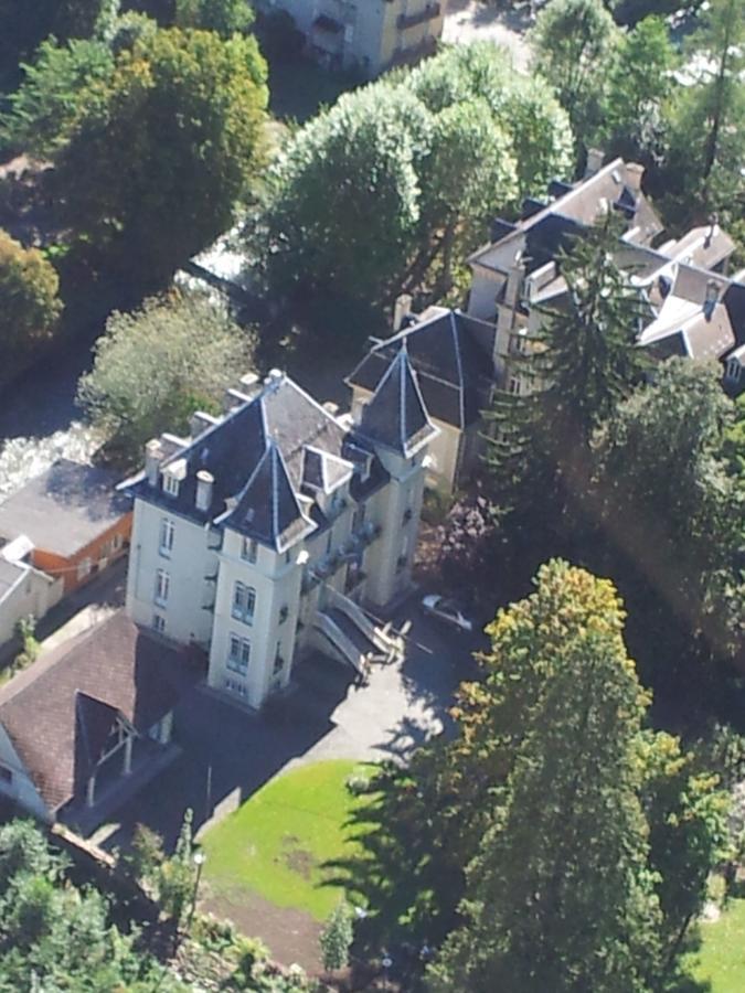 مبيت وإفطار Bagnères-de-Luchon Castel De La Pique المظهر الخارجي الصورة